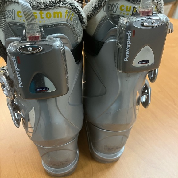 Salomon Irony 6 Women's Downhill Ski Boots 23.0 US 5.5 🎿 W/ Thermic Boot Heaters - Picture 2 of 12